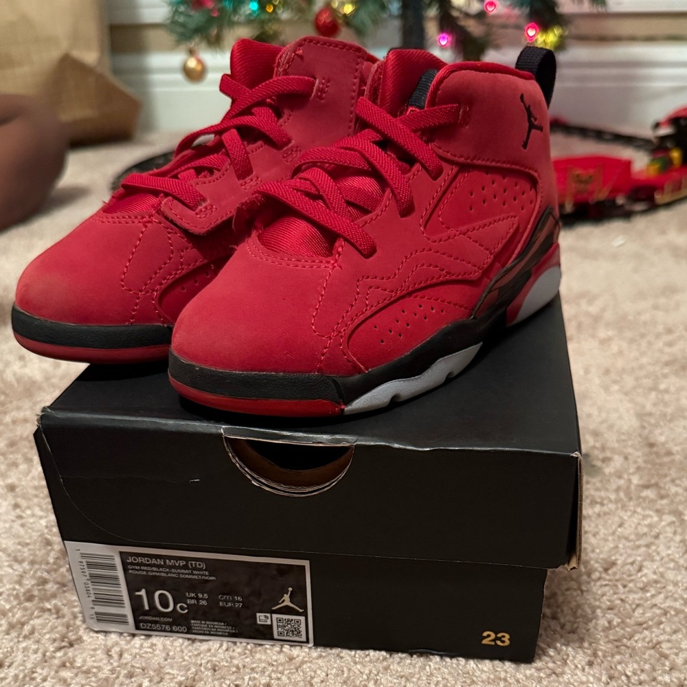 Jordan Kids Red Sneakers